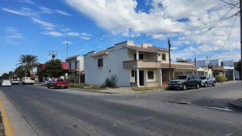9_2835 | CASA VENTA Blvd. Canuto Ibarra, esquina con Calle Palma | Inmobiliaria Carfer