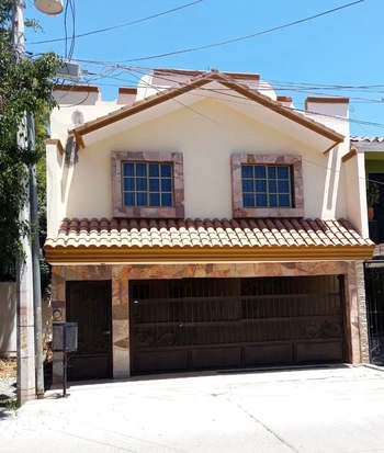 GCI_2594 | CASA EN VENTA 5 RECAMARAS JIQUILPAN 2 | Inmobiliaria Carfer