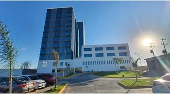 13_3017 | En Renta excelente Consultorio Médico nuevo, Hospital MAC | Inmobiliaria Carfer