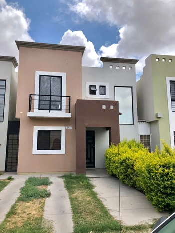 CASA EN VENTA FRACC VIÑEDOS