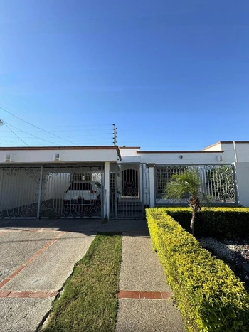 5_2539 | CASA EN VENTA  FRACC LAS FUENTES | Inmobiliaria Carfer