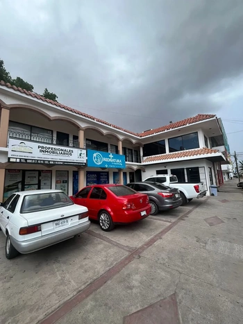 5_2686 | LOCAL COMERCIAL EN RENTA PLAZA SANTA ELENA | Inmobiliaria Carfer