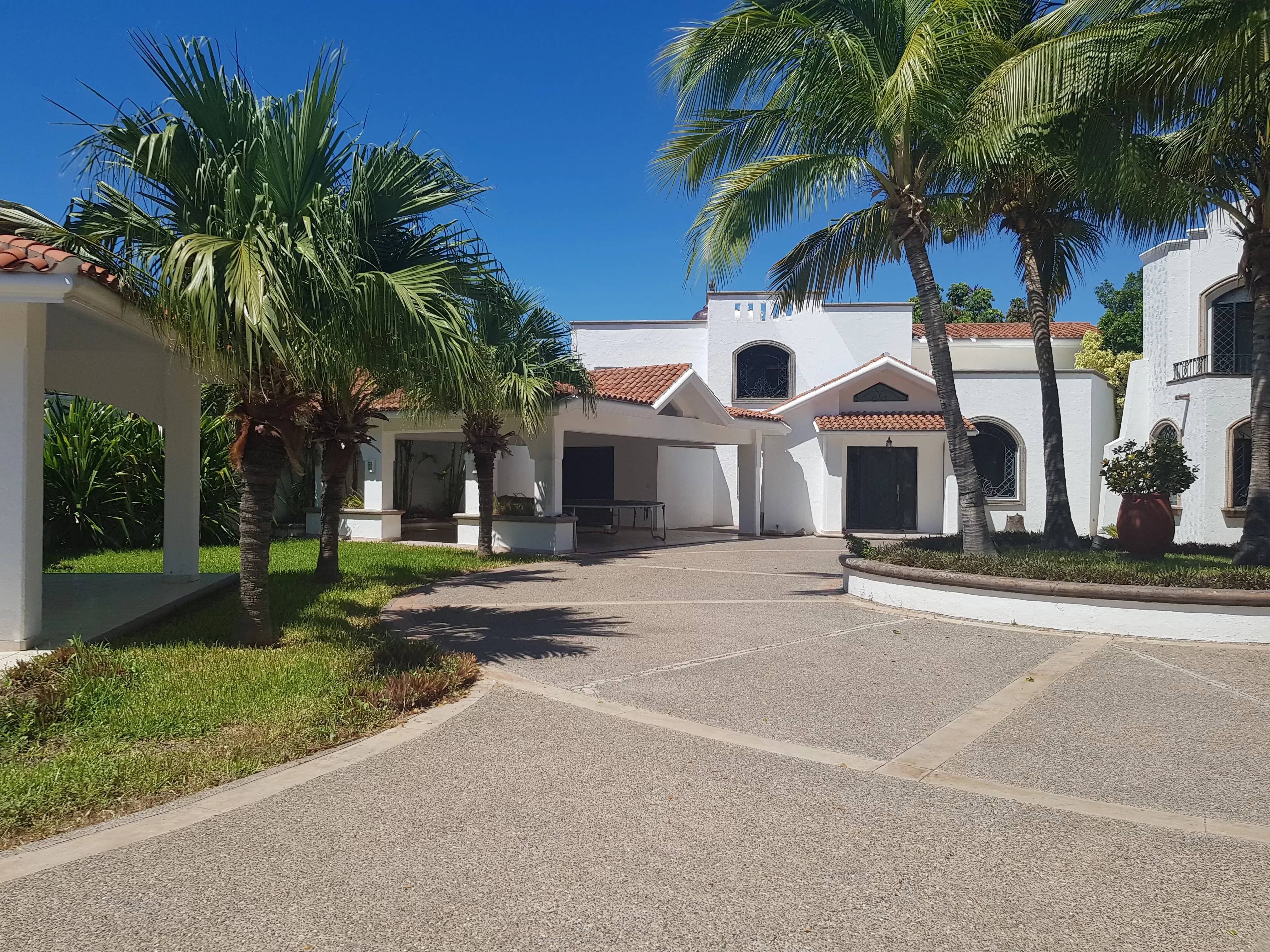 CASA EN VENTA FRACC SCALLY