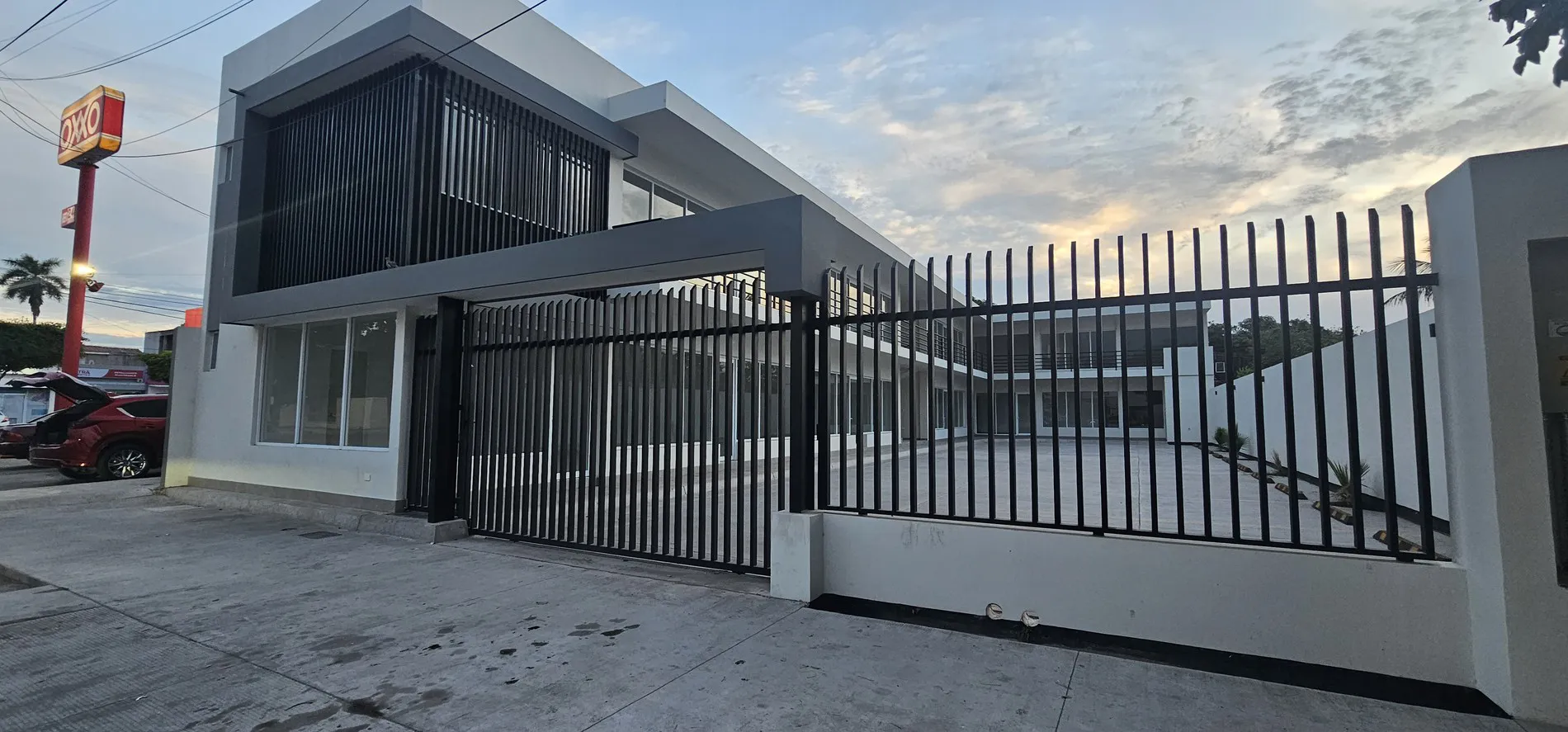 LOCALES EN RENTA PARA CONSULTORIOS MEDICOS COLONIA BIENESTAR