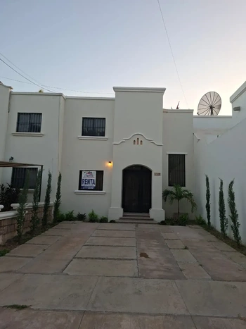 15_3014 | CASA EN RENTA FRACC SCALLY 3 RECAMARAS | Inmobiliaria Carfer